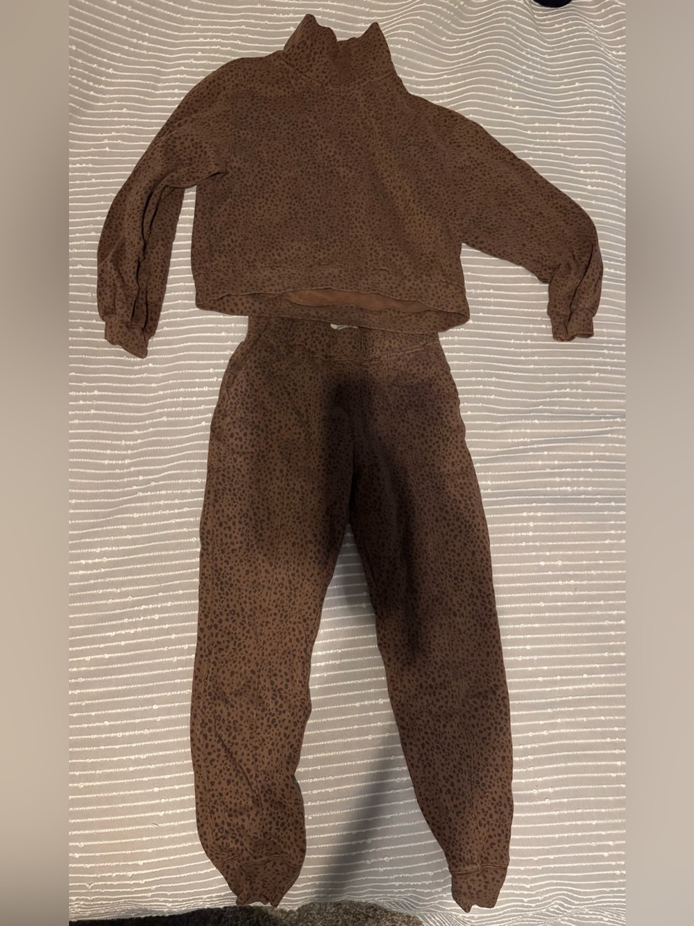 Abercrombie & Fitch Brown Leopard Print Sweatpants Set